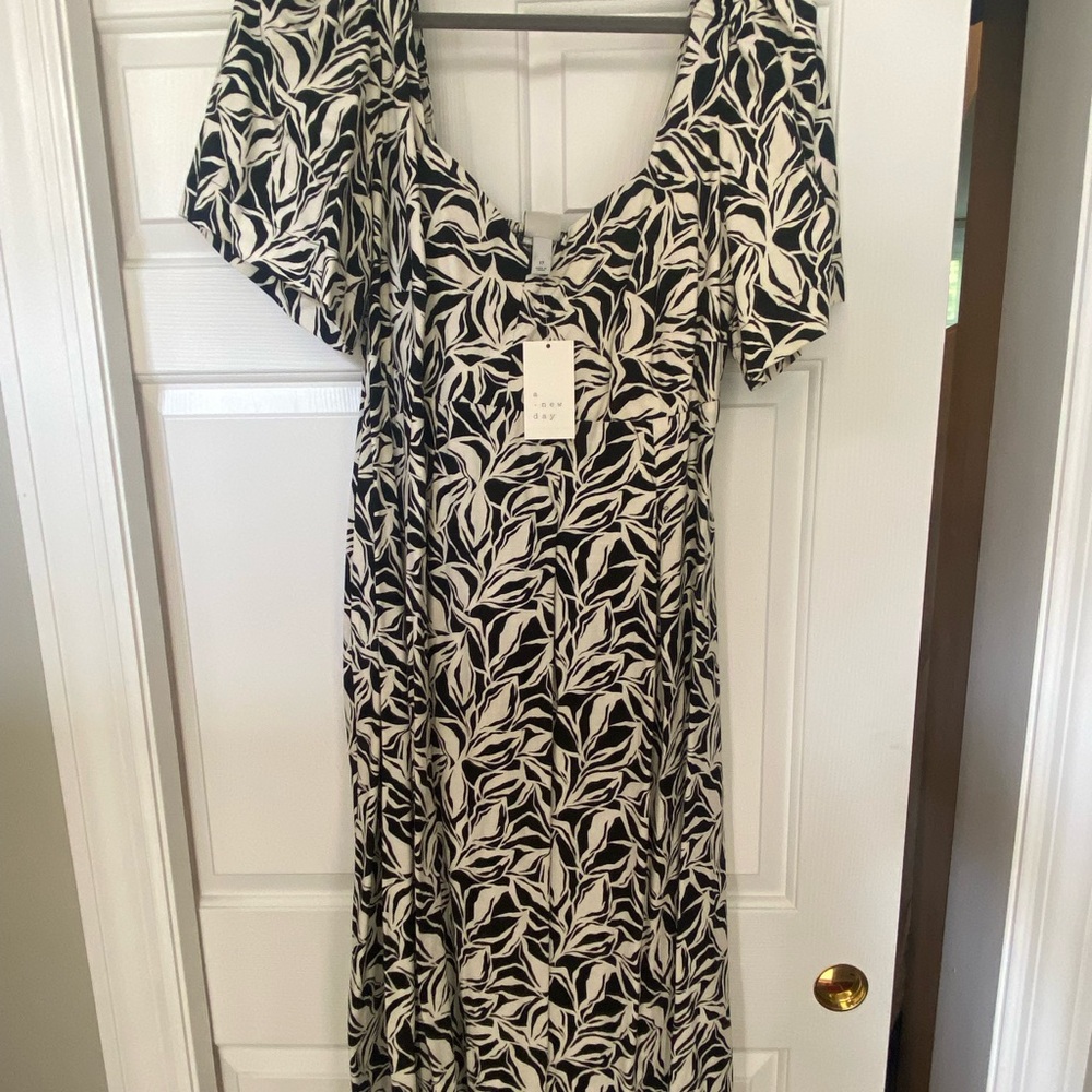 Black and White Ruffled Tiered Maxi Sundress
